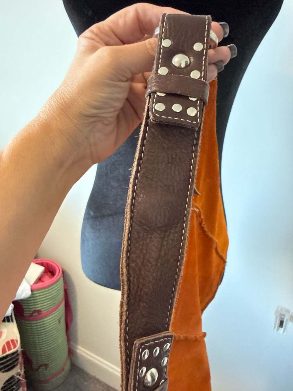 Vera Pelle Orange Suede Hobo Bag with Studded Leather Strap Made in Italy - Picture 3 of 5
